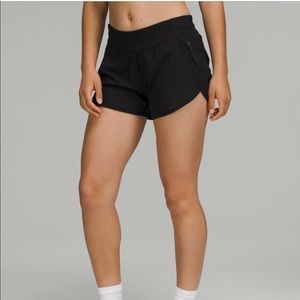 lululemon Tracker Low-Rise Lined Short 4”